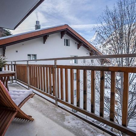 Modern Apartment With Matterhorn View เซอร์แมท ภายนอก รูปภาพ