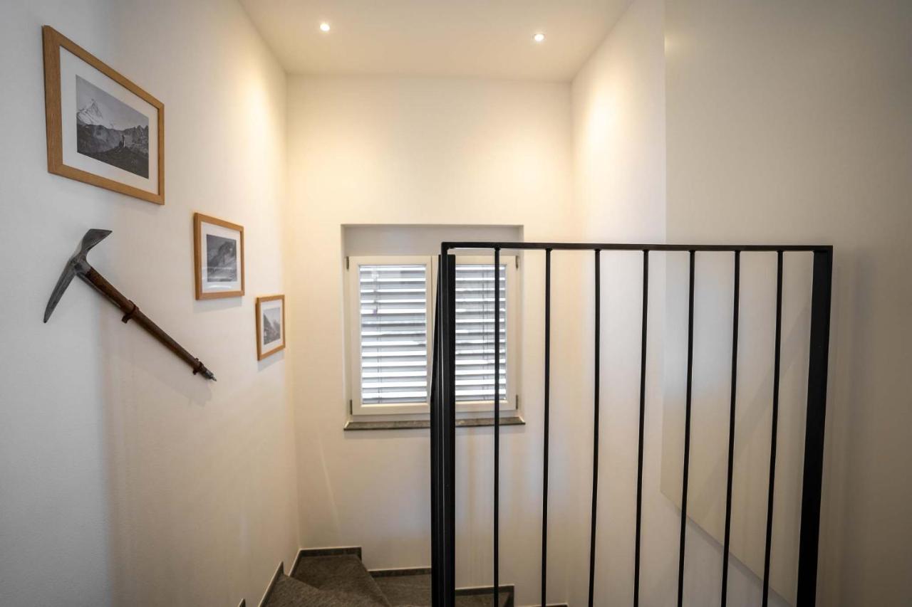 Modern Apartment With Matterhorn View เซอร์แมท ภายนอก รูปภาพ